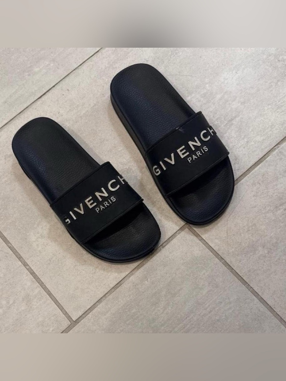 Givenchy Paris (Authentic) Paris Logo Slide Sandal in Black, Size 39.5